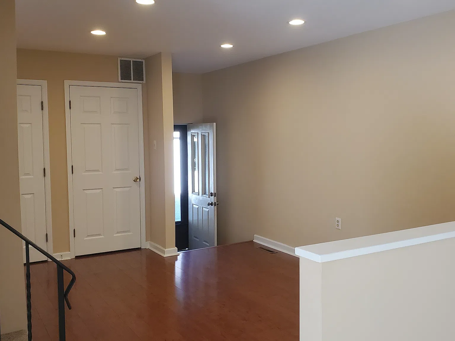 2 bed, 2.5 bath, 1344 sqft, $2,450 — Photo 4