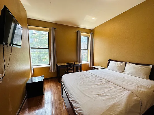 Rented by Battery Park Realty | media 6