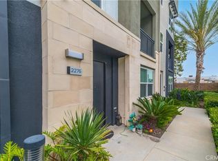 2276 Synergy Dr, Irvine, CA 92614