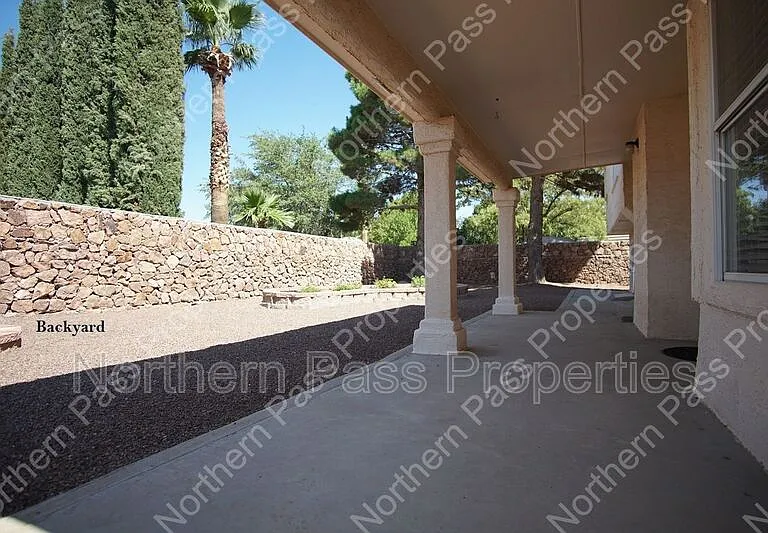 2045 Pueblo Nuevo Cir — Photo 31