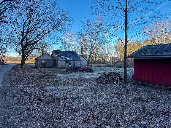 4th image of 460 Fife Lick Rd