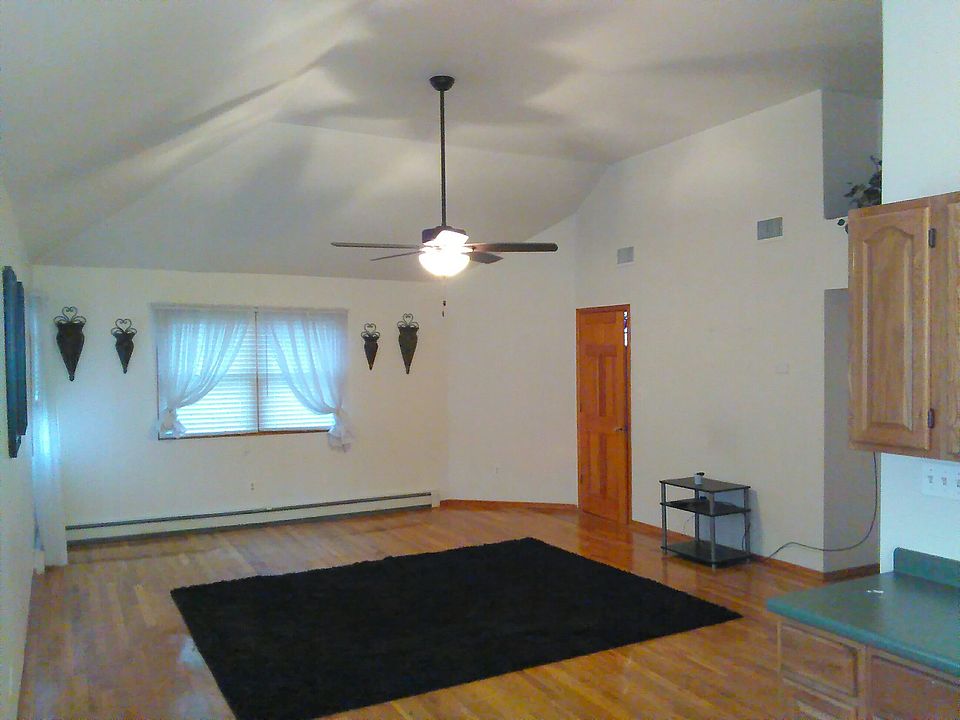 1st image of 20 Gentile Ct APT B