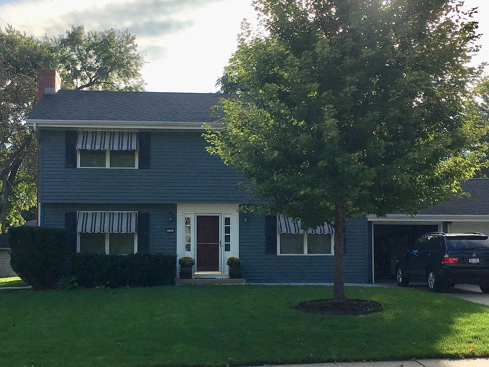1st image of 3303 S 117th St