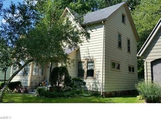 1676 Maple Rd, Cleveland Heights, OH 44121