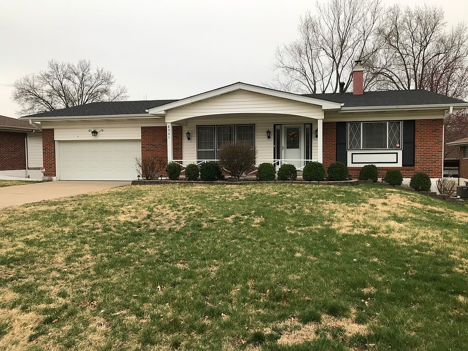 1st image of 8901 Red Oak Dr