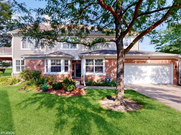 2590 Camberley Cir #1-810, Westchester, IL 60154