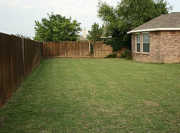 4th image of 4803 Ashbury Ln