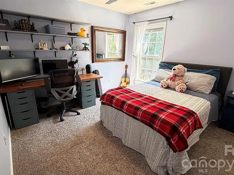 9542 Oswald Ln — Photo 47