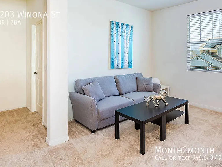 6203 Winona St — Photo 2