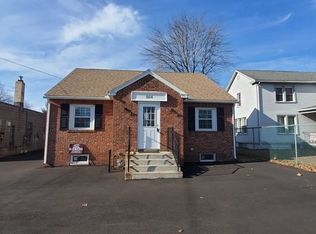 854 Berkshire Ave, Indian Orchard, MA 01151