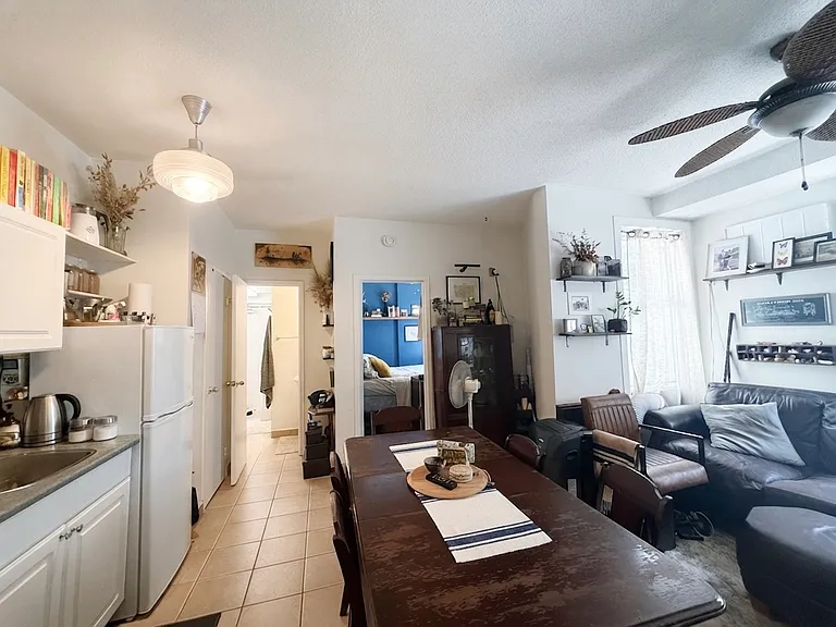 57 Cowan Ave #U302 — Photo 2
