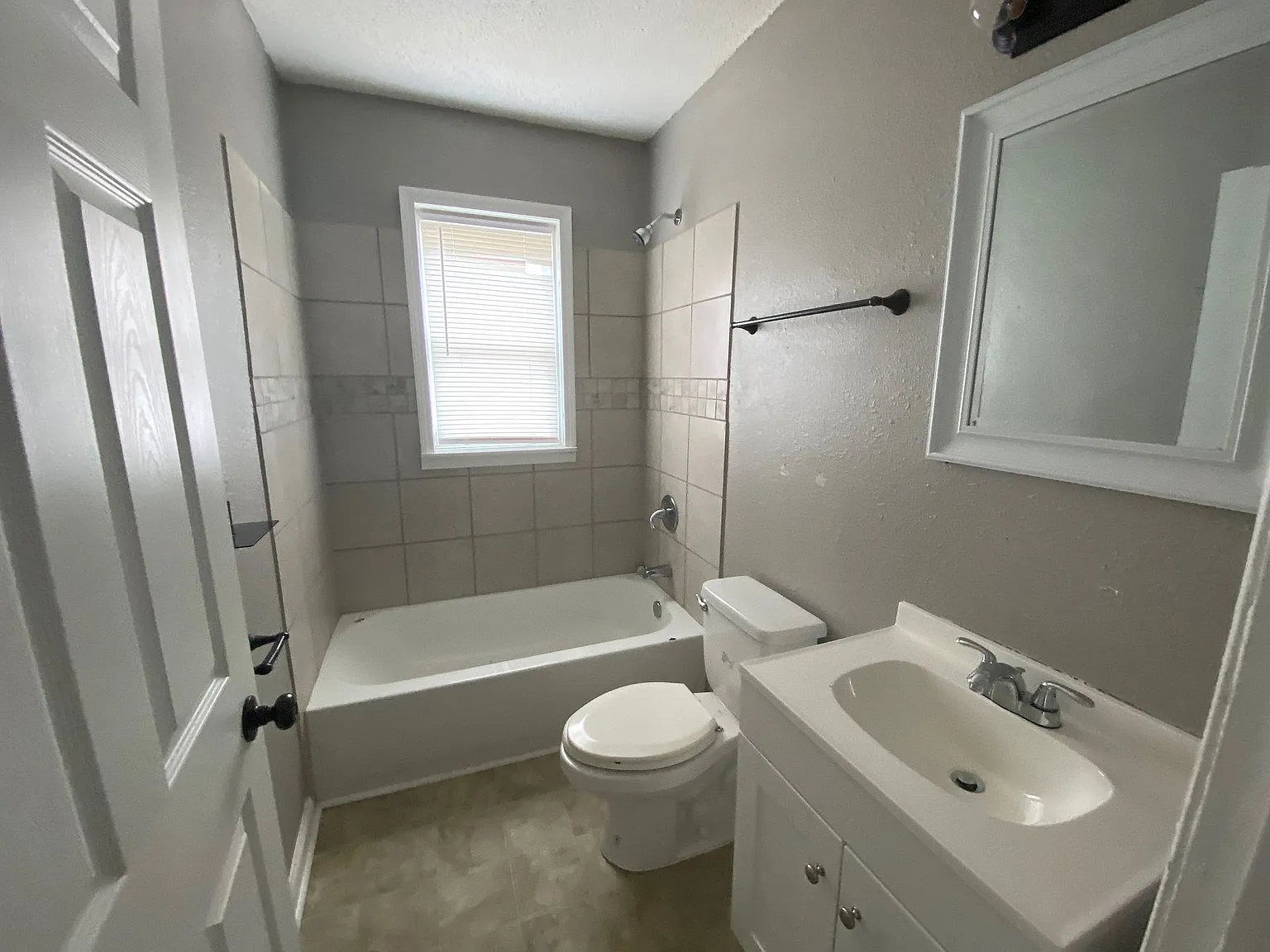 1846 S Orleans St — Photo 3