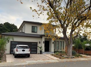 10400 Sterling Blvd, Cupertino, CA 95014