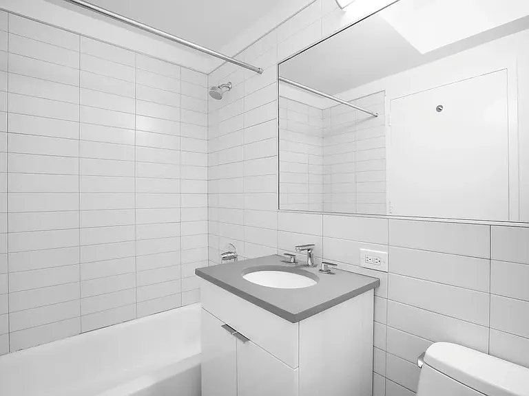 75 W End Ave #P37B — Photo 13
