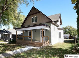 416 N 16th St, Beatrice, NE 68310