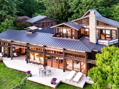 16223 Reitan Road NE, Bainbridge Island, WA, 98110