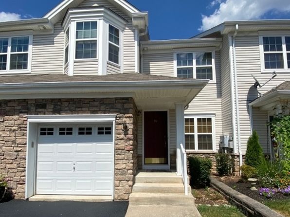 40 Black Bear Ct