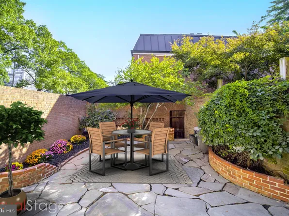 612 4th Pl SW, Washington, DC 20024