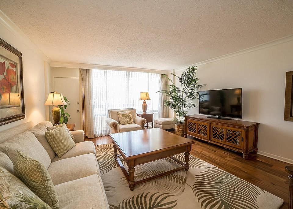 High quality Tommy Bahama 