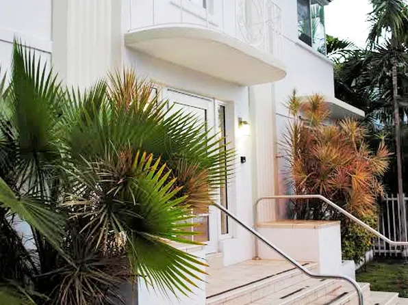 741 6th St APT 202-W, Miami Beach, FL 33139