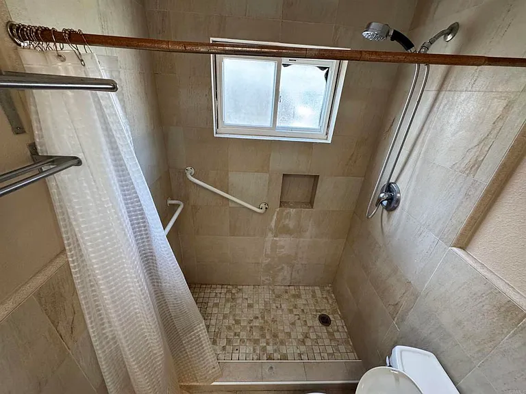 325 Elm Ave — Photo 11