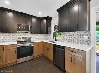 2431 Kent Ave, Fort Myers, FL 33907