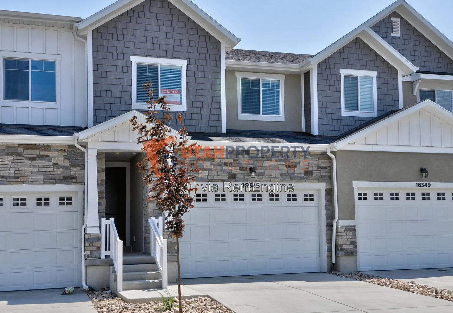 3 bed, 2.5 bath, 2296 sqft, $2,295 — Photo 2