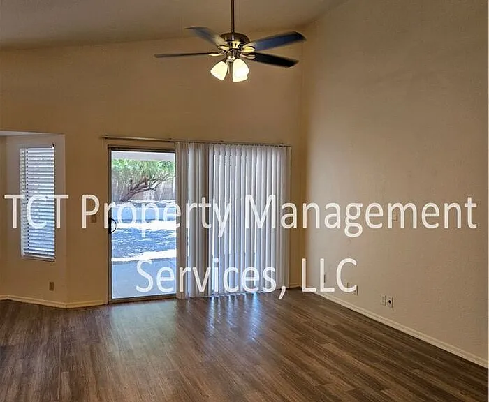 6464 E Russell St — Photo 9