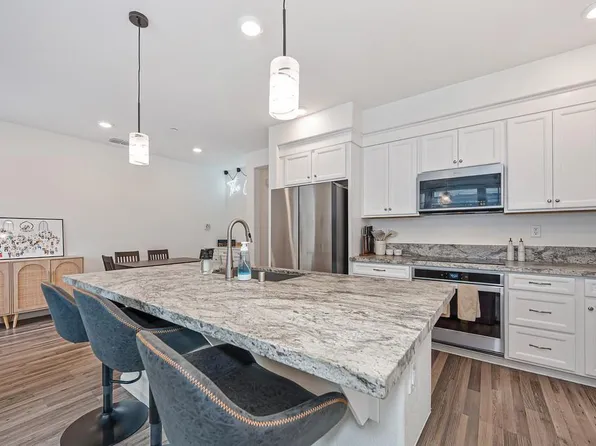 3074 River Trout Walk, Sacramento, CA 95833