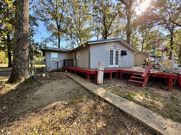 3rd image of 3943 Country Club Rd