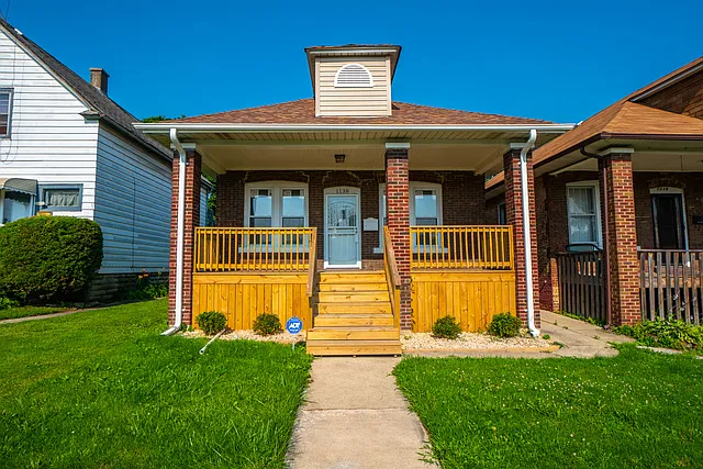 1138 Union Ave photo 1