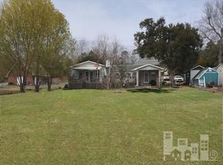 1389 Kings Landing Rd, Hampstead, NC 28443