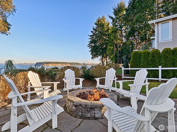 2nd image of 7133 Grandview Pl