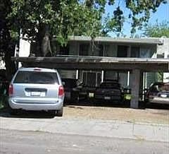 1st image of 535 E Flora St