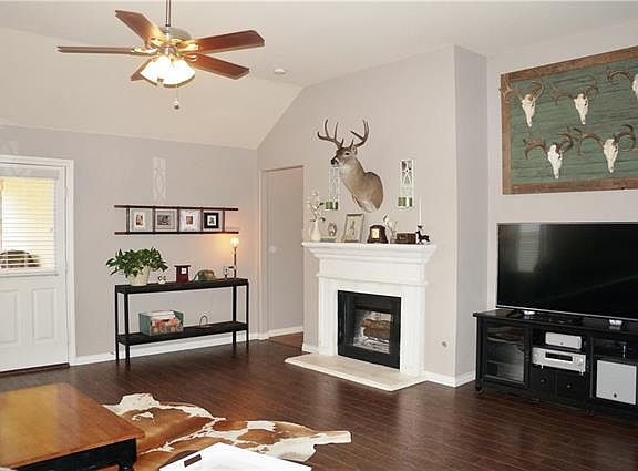 2nd image of 1336 Constance Dr