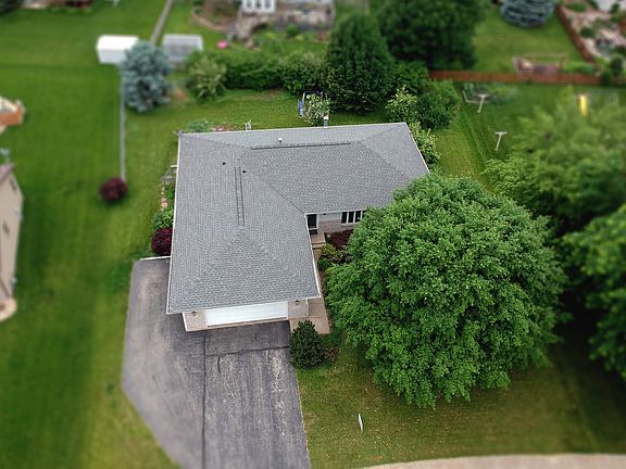 2nd image of 603 Jarvis Dr