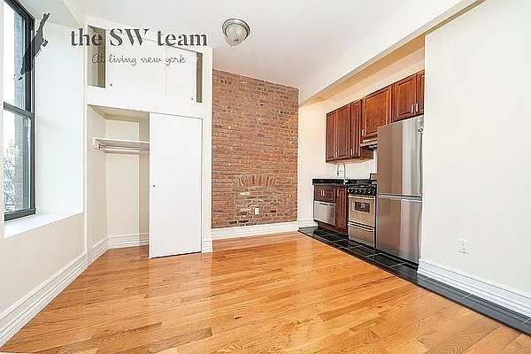 Rented by Living New York | media 2