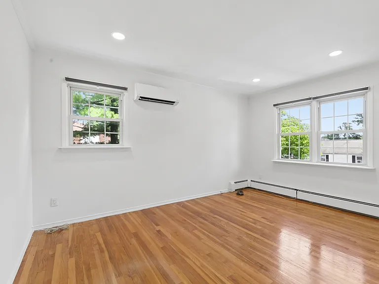 81 Cortlandt Pl — Photo 18