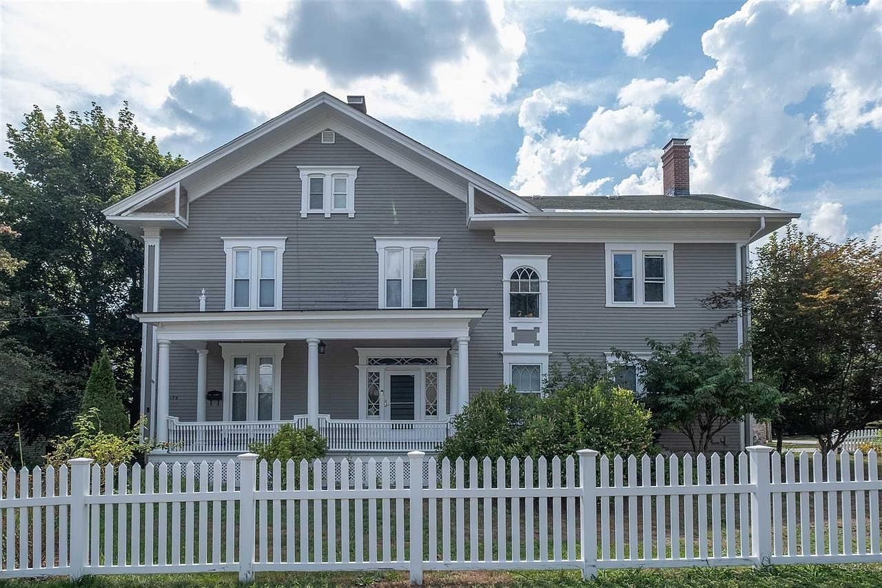 176 Pleasant Street, Laconia, NH 03246 Zillow