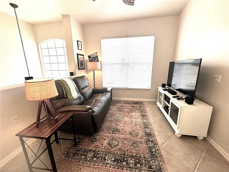 1965 Crestview Way #156 — Photo 9