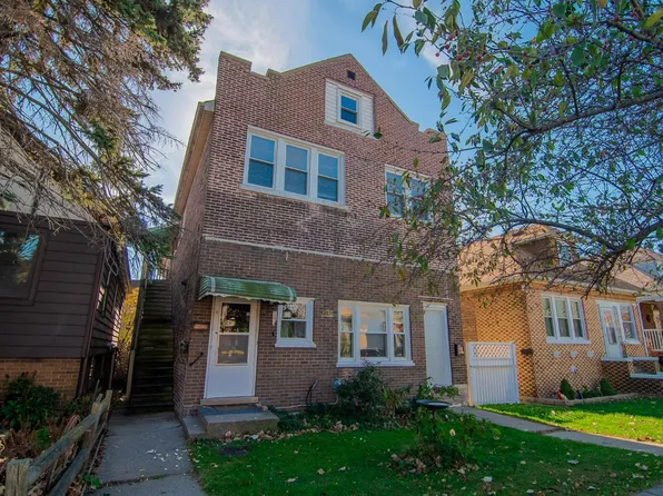 1242 121st St, Whiting, IN 46394