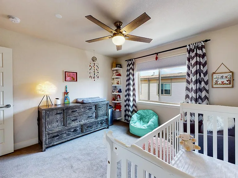 1061 Johnson Ln — Photo 11