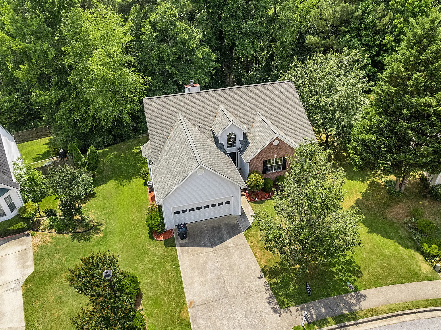 7 bed, 3212 sqft, $4,400 — Photo 3