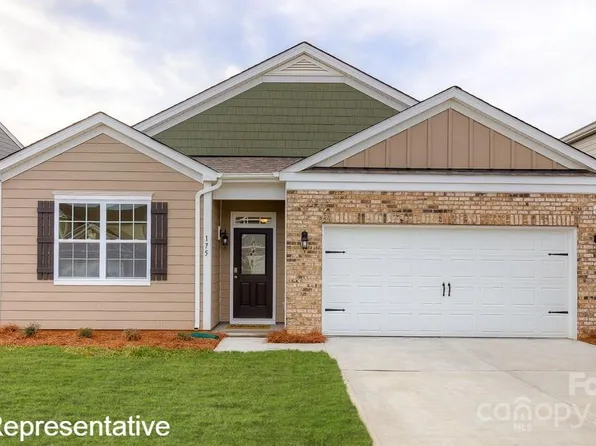 46 Dandelion Rd, Fletcher, NC 28732