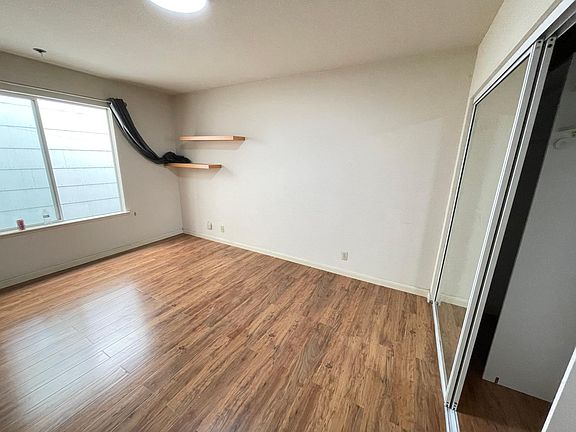 3rd image of 1720 Geneva Ave #1720