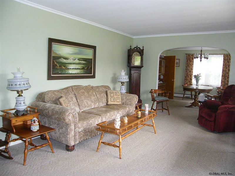 4th image of 1060 SPRING AV