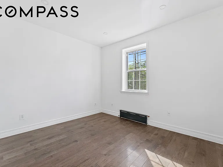 65 Bay 23rd St #2 — Photo 9