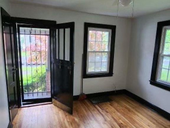 5th image of 714 Mountain View Ave