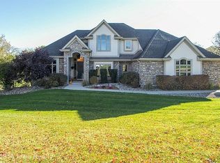 36832 High Meadows Ln, Cumming, IA 50061