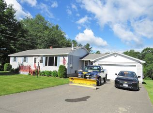 350 Liberty Road, Washington, ME 04574